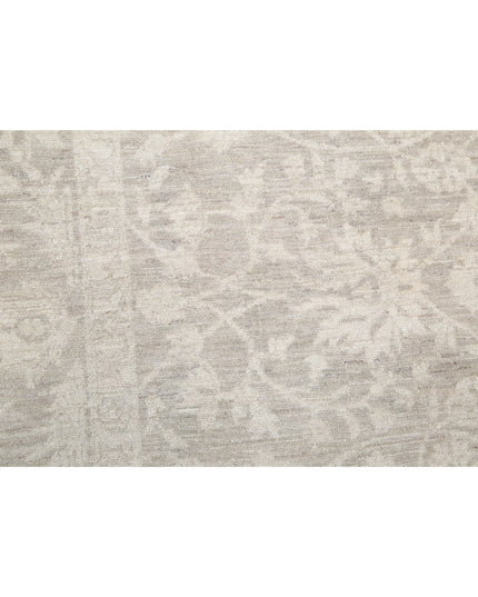 Serenity 6' 0" X 11' 5" Hand Knotted Wool Rug 6' 0" X 11' 5" (183 X 348) / Taupe / Wool