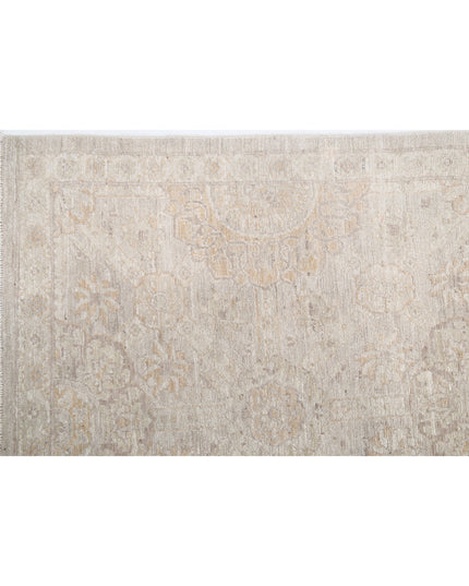 Serenity 6' 0" X 11' 6" Hand Knotted Wool Rug 6' 0" X 11' 6" (183 X 351) / Ivory / Wool