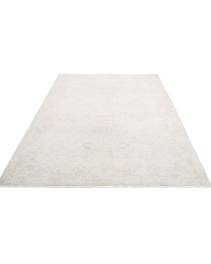 Serenity 6' 1" X 8' 3" Hand Knotted Wool Rug 6' 1" X 8' 3" (185 X 251) / Grey / Wool