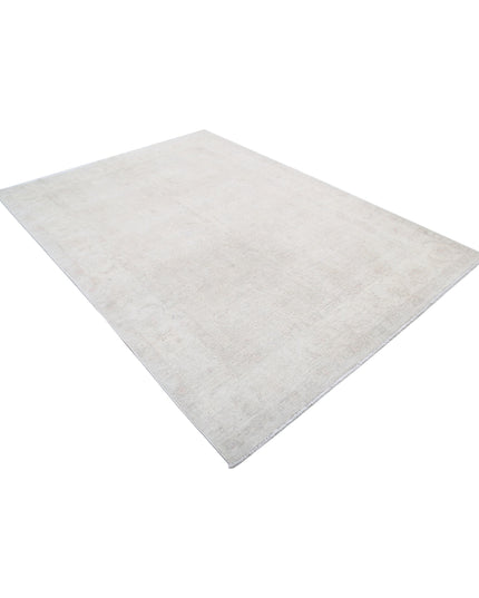 Serenity 5' 11" X 8' 4" Hand Knotted Wool Rug 5' 11" X 8' 4" (180 X 254) / Ivory / Wool