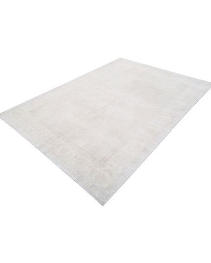 Serenity 5' 11" X 8' 4" Hand Knotted Wool Rug 5' 11" X 8' 4" (180 X 254) / Ivory / Wool