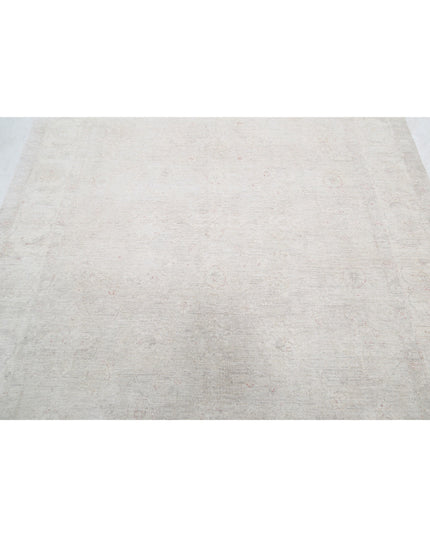 Serenity 5' 11" X 8' 4" Hand Knotted Wool Rug 5' 11" X 8' 4" (180 X 254) / Ivory / Wool