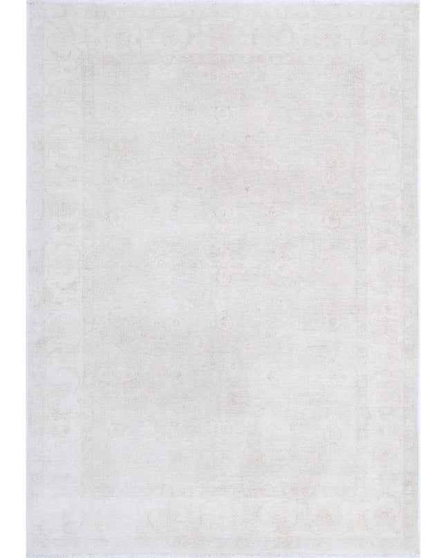 Serenity 5' 11" X 8' 4" Hand Knotted Wool Rug 5' 11" X 8' 4" (180 X 254) / Ivory / Wool