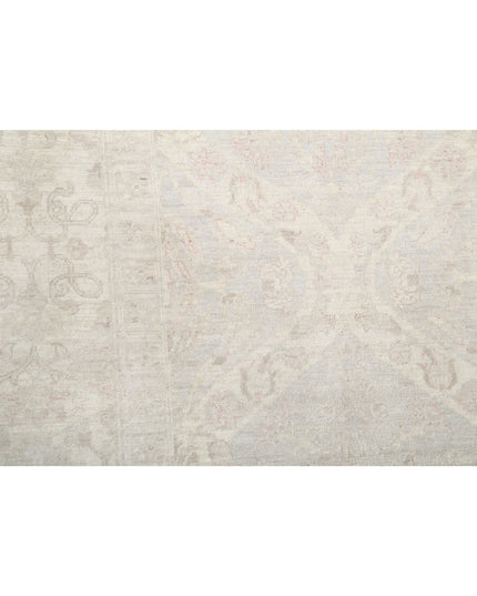 Serenity 6' 1" X 7' 11" Hand Knotted Wool Rug 6' 1" X 7' 11" (185 X 241) / Ivory / Wool