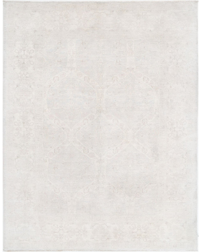 Serenity 6' 1" X 7' 11" Hand Knotted Wool Rug 6' 1" X 7' 11" (185 X 241) / Ivory / Wool