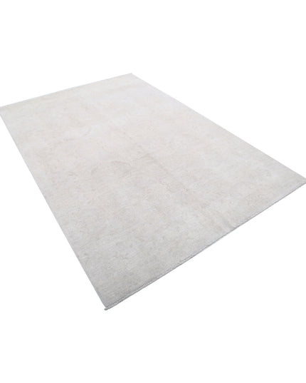 Serenity 5' 11" X 8' 5" Hand Knotted Wool Rug 5' 11" X 8' 5" (180 X 257) / Ivory / Wool