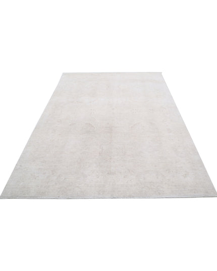Serenity 5' 11" X 8' 5" Hand Knotted Wool Rug 5' 11" X 8' 5" (180 X 257) / Ivory / Wool
