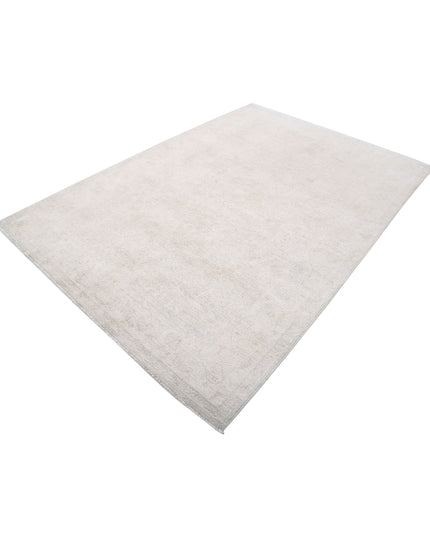 Serenity 5' 11" X 8' 5" Hand Knotted Wool Rug 5' 11" X 8' 5" (180 X 257) / Ivory / Wool