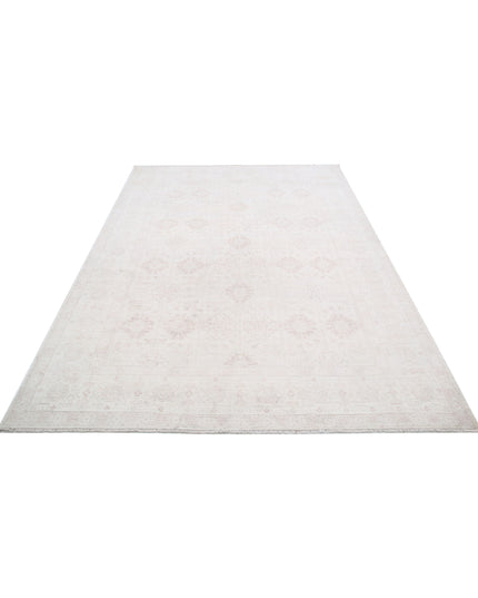 Serenity 6' 1" X 8' 6" Hand Knotted Wool Rug 6' 1" X 8' 6" (185 X 259) / Ivory / Wool