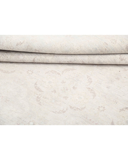 Serenity 6' 2" X 8' 3" Hand Knotted Wool Rug 6' 2" X 8' 3" (188 X 251) / Ivory / Wool