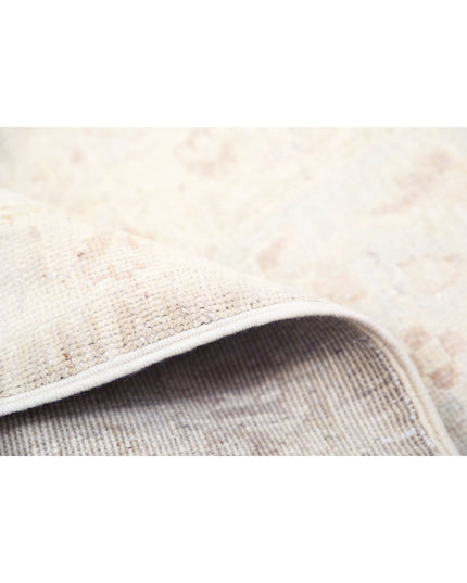 Serenity 6' 2" X 8' 3" Hand Knotted Wool Rug 6' 2" X 8' 3" (188 X 251) / Ivory / Wool