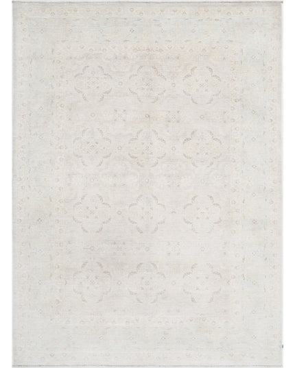 Serenity 6' 2" X 8' 3" Hand Knotted Wool Rug 6' 2" X 8' 3" (188 X 251) / Ivory / Wool