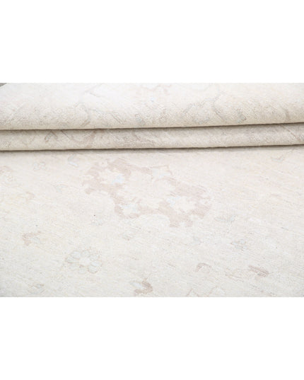 Serenity 6' 0" X 8' 6" Hand Knotted Wool Rug 6' 0" X 8' 6" (183 X 259) / Ivory / Wool