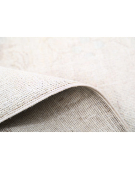 Serenity 6' 0" X 8' 6" Hand Knotted Wool Rug 6' 0" X 8' 6" (183 X 259) / Ivory / Wool