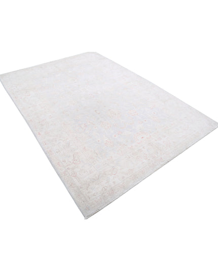 Serenity 6' 0" X 8' 7" Hand Knotted Wool Rug 6' 0" X 8' 7" (183 X 262) / Grey / Wool