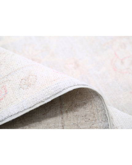 Serenity 6' 0" X 8' 7" Hand Knotted Wool Rug 6' 0" X 8' 7" (183 X 262) / Grey / Wool