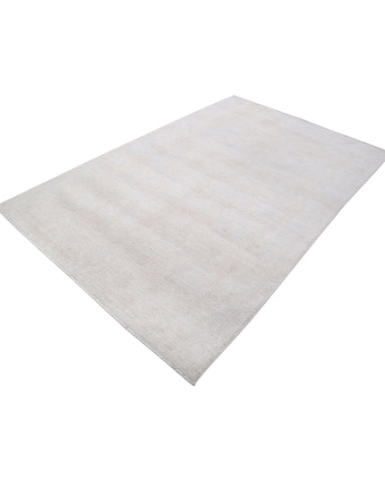 Serenity 5' 7" X 8' 9" Hand Knotted Wool Rug 5' 7" X 8' 9" (170 X 267) / Ivory / Wool