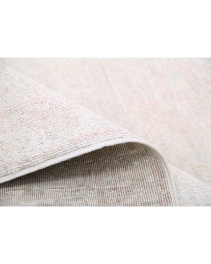 Serenity 5' 7" X 8' 9" Hand Knotted Wool Rug 5' 7" X 8' 9" (170 X 267) / Ivory / Wool