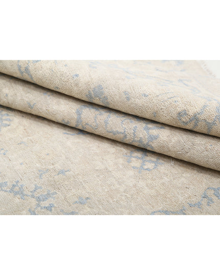 Serenity 5' 8" X 8' 9" Hand Knotted Wool Rug 5' 8" X 8' 9" (173 X 267) / Ivory / Wool