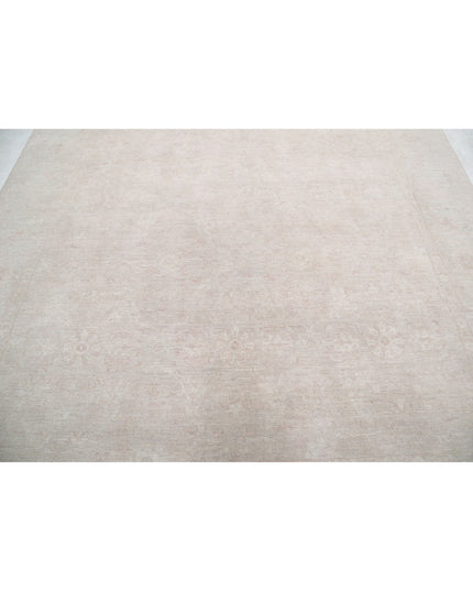 Serenity 8' 2" X 10' 1" Hand Knotted Wool Rug 8' 2" X 10' 1" (249 X 307) / Ivory / Wool