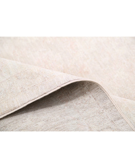 Serenity 8' 2" X 10' 1" Hand Knotted Wool Rug 8' 2" X 10' 1" (249 X 307) / Ivory / Wool