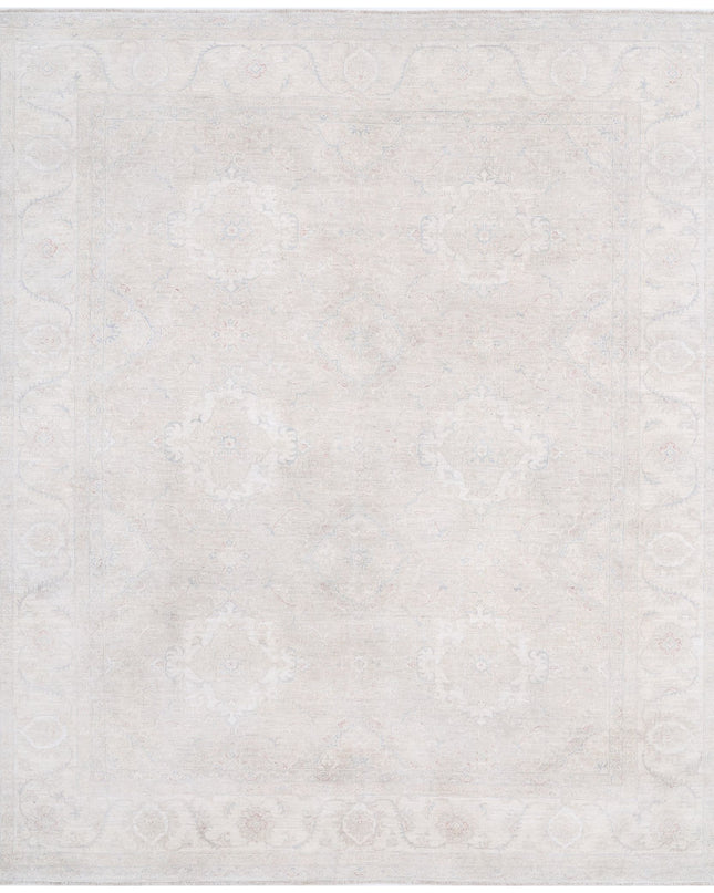 Serenity 8' 1" X 9' 4" Hand Knotted Wool Rug 8' 1" X 9' 4" (246 X 284) / Grey / Wool
