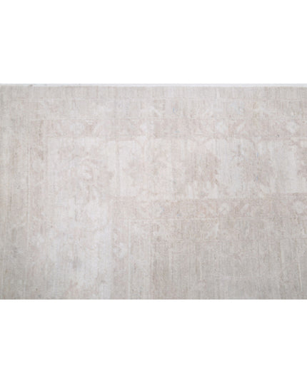 Serenity 7' 11" X 9' 11" Hand Knotted Wool Rug 7' 11" X 9' 11" (241 X 302) / Grey / Wool