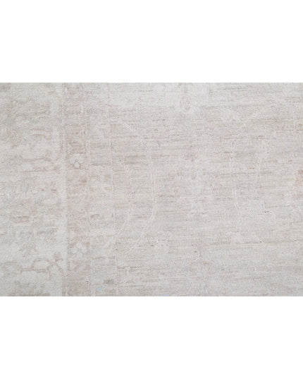 Serenity 7' 11" X 9' 11" Hand Knotted Wool Rug 7' 11" X 9' 11" (241 X 302) / Grey / Wool