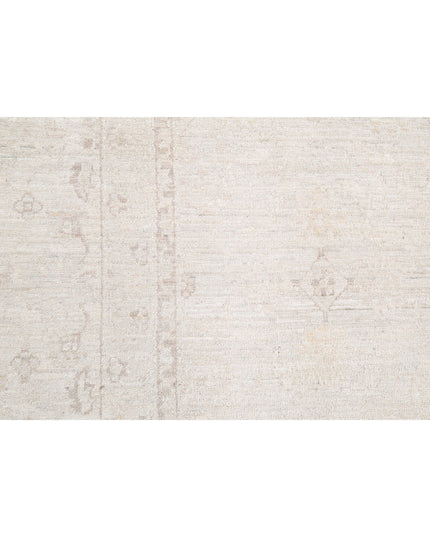 Serenity 8' 1" X 9' 10" Hand Knotted Wool Rug 8' 1" X 9' 10" (246 X 300) / Ivory / Wool