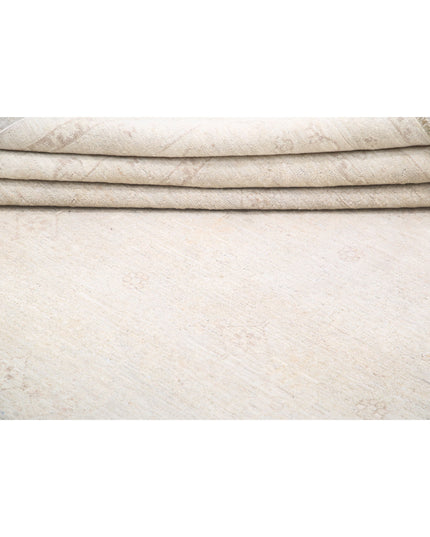 Serenity 8' 1" X 9' 10" Hand Knotted Wool Rug 8' 1" X 9' 10" (246 X 300) / Ivory / Wool