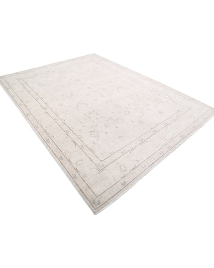 Serenity 7' 9" X 10' 3" Hand Knotted Wool Rug 7' 9" X 10' 3" (236 X 312) / Ivory / Wool