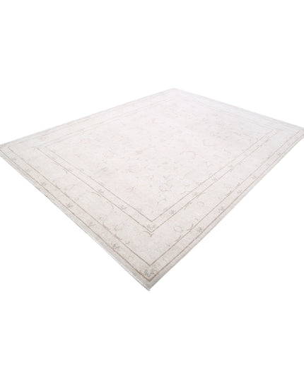 Serenity 7' 9" X 10' 3" Hand Knotted Wool Rug 7' 9" X 10' 3" (236 X 312) / Ivory / Wool