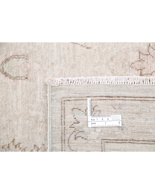 Serenity 7' 9" X 10' 3" Hand Knotted Wool Rug 7' 9" X 10' 3" (236 X 312) / Ivory / Wool