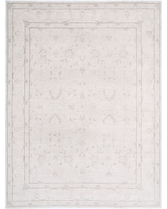 Serenity 7' 9" X 10' 3" Hand Knotted Wool Rug 7' 9" X 10' 3" (236 X 312) / Ivory / Wool