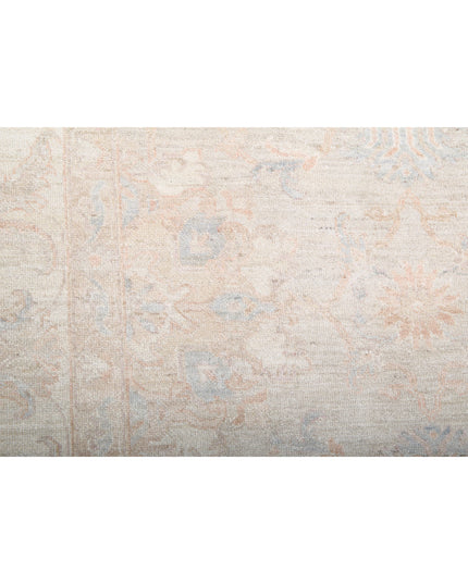 Serenity 8' 1" X 9' 8" Hand Knotted Wool Rug 8' 1" X 9' 8" (246 X 295) / Ivory / Wool