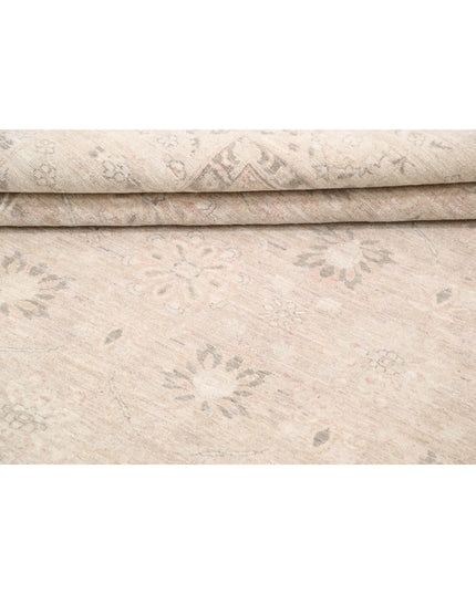 Serenity 8' 0" X 9' 8" Hand Knotted Wool Rug 8' 0" X 9' 8" (244 X 295) / Ivory / Wool