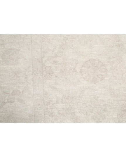 Serenity 8' 0" X 10' 2" Hand Knotted Wool Rug 8' 0" X 10' 2" (244 X 310) / Ivory / Wool