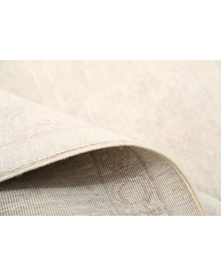 Serenity 8' 0" X 10' 2" Hand Knotted Wool Rug 8' 0" X 10' 2" (244 X 310) / Ivory / Wool