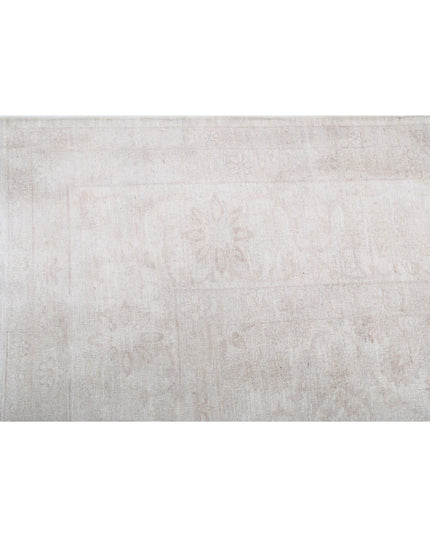 Serenity 9' 0" X 11' 6" Hand Knotted Wool Rug 9' 0" X 11' 6" (274 X 351) / Ivory / Wool