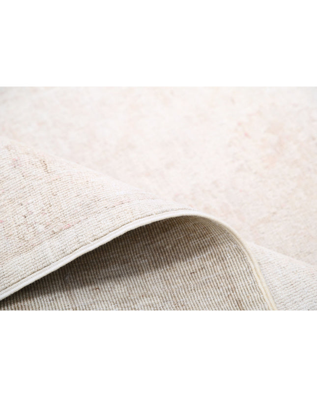 Serenity 9' 0" X 11' 6" Hand Knotted Wool Rug 9' 0" X 11' 6" (274 X 351) / Ivory / Wool