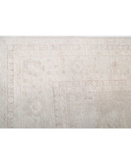Serenity 9' 1" X 11' 7" Hand Knotted Wool Rug 9' 1" X 11' 7" (277 X 353) / Ivory / Wool