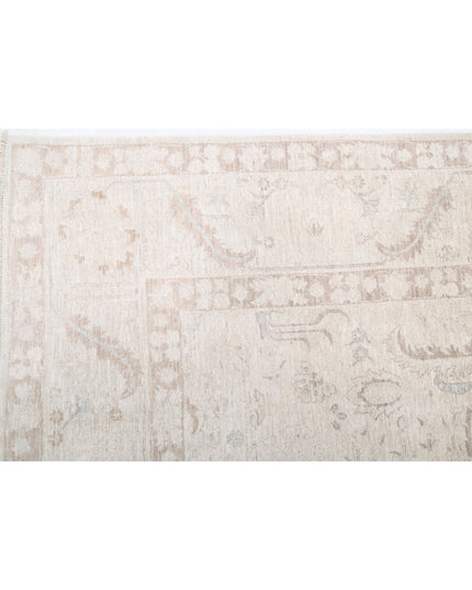 Serenity 8' 7" X 11' 7" Hand Knotted Wool Rug 8' 7" X 11' 7" (262 X 353) / Ivory / Wool