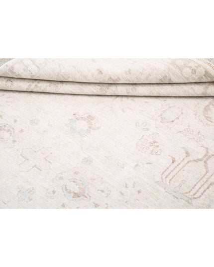 Serenity 8' 7" X 11' 7" Hand Knotted Wool Rug 8' 7" X 11' 7" (262 X 353) / Ivory / Wool