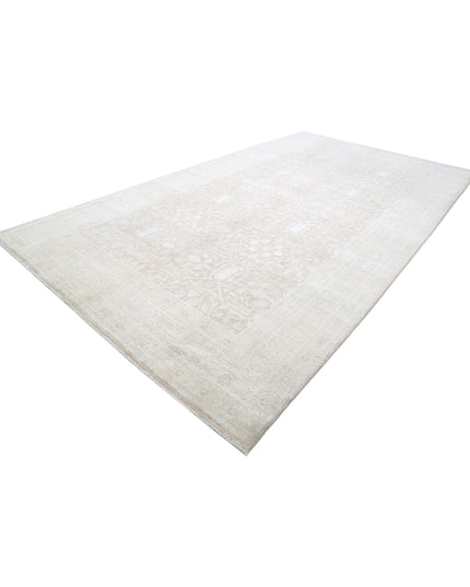 Serenity 8' 9" X 15' 7" Hand Knotted Wool Rug 8' 9" X 15' 7" (267 X 475) / Ivory / Wool