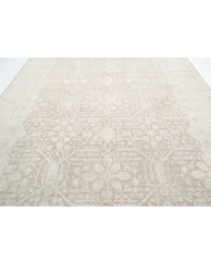Serenity 8' 9" X 15' 7" Hand Knotted Wool Rug 8' 9" X 15' 7" (267 X 475) / Ivory / Wool