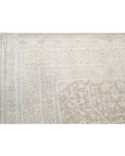 Serenity 8' 9" X 15' 7" Hand Knotted Wool Rug 8' 9" X 15' 7" (267 X 475) / Ivory / Wool