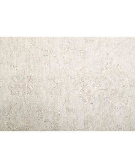 Serenity 17' 0" X 23' 9" Hand Knotted Wool Rug 17' 0" X 23' 9" (518 X 724) / Ivory / Wool