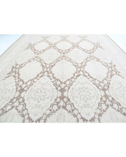 Serenity 13' 0" X 17' 6" Hand Knotted Wool Rug 13' 0" X 17' 6" (396 X 533) / Brown / Wool