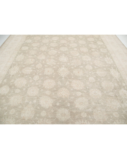 Serenity 11' 8" X 14' 9" Hand Knotted Wool Rug 11' 8" X 14' 9" (356 X 450) / Brown / Wool