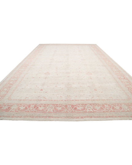 Serenity 13' 2" X 19' 7" Hand Knotted Wool Rug 13' 2" X 19' 7" (401 X 597) / Ivory / Wool